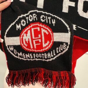 Motor city women, scarf